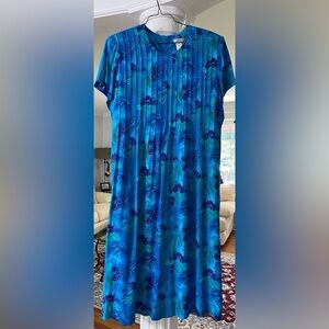 Coldwater Creek women’s Floral pintucked Midi dress , short sleeve size 16